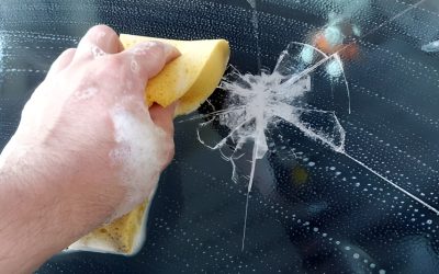 What are the most common causes of windshield cracks in the canadian climate?